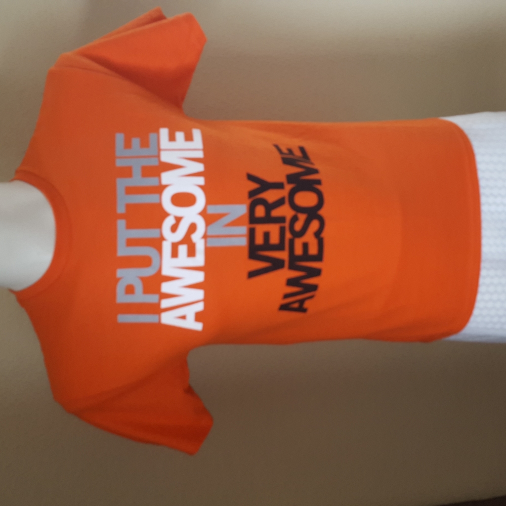 New Delta PRO Weight Graphic tee sz L